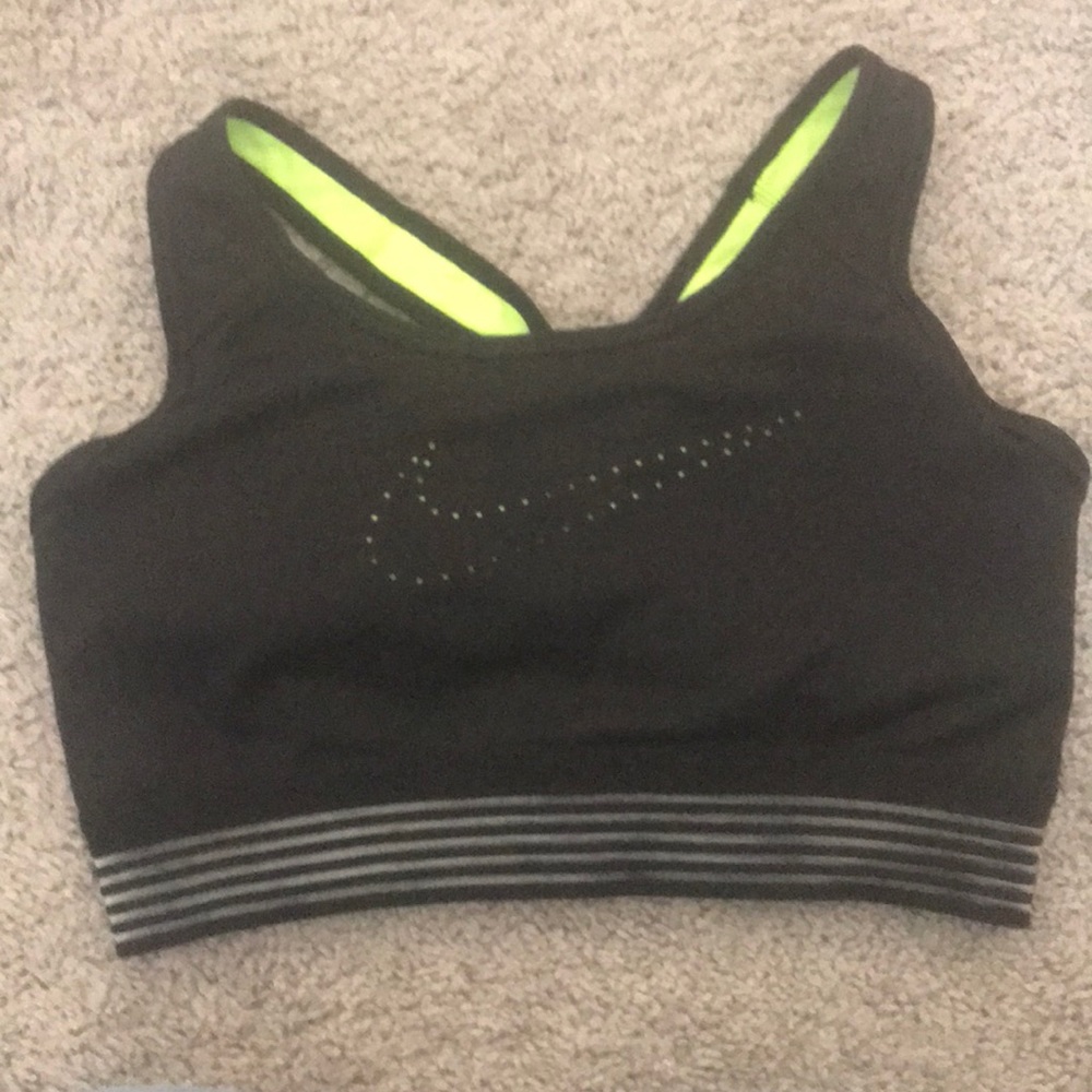 Nike Dri-fit sports bra